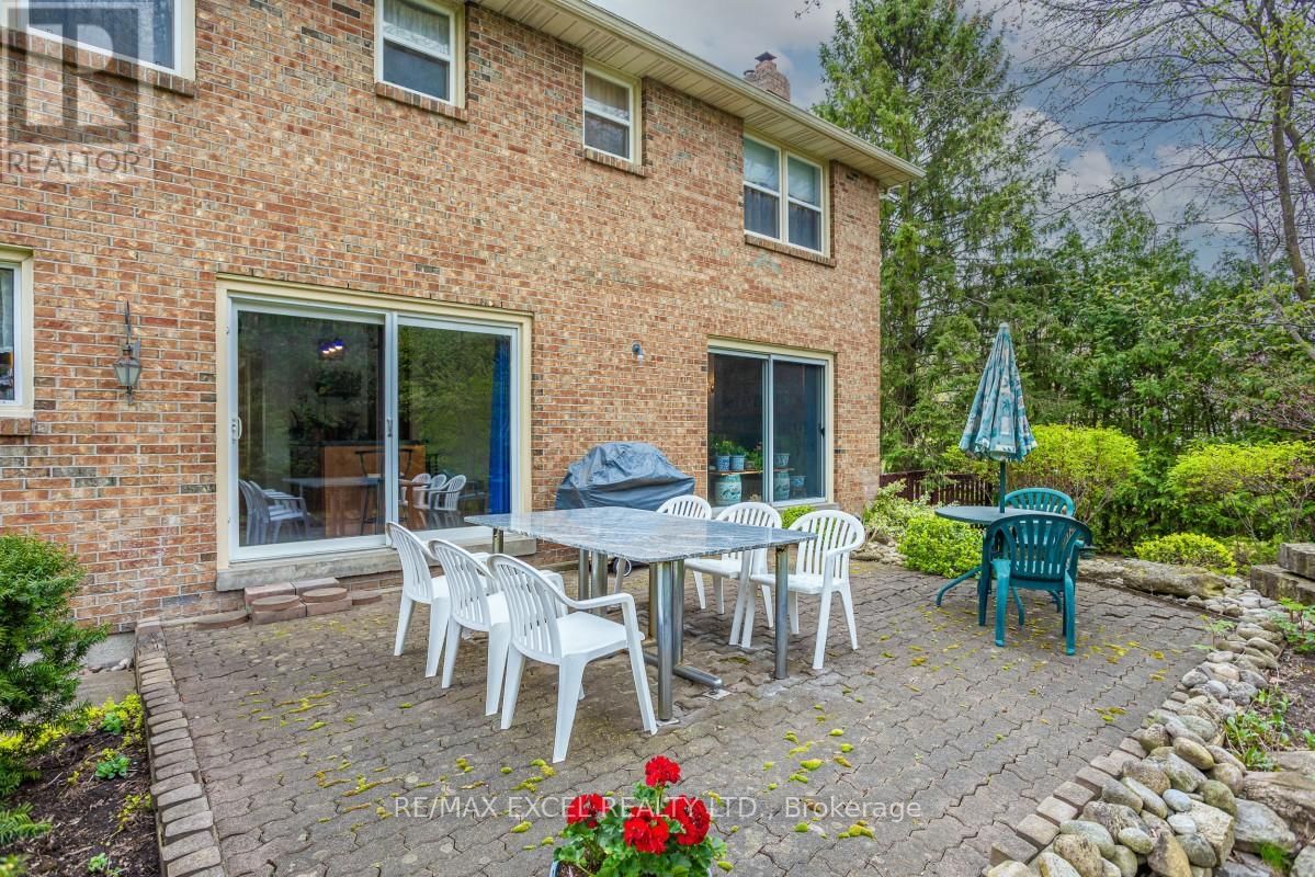 8 BOYD COURT Image 25