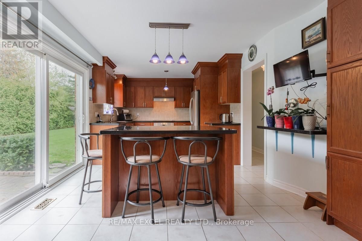 8 BOYD COURT Image 8