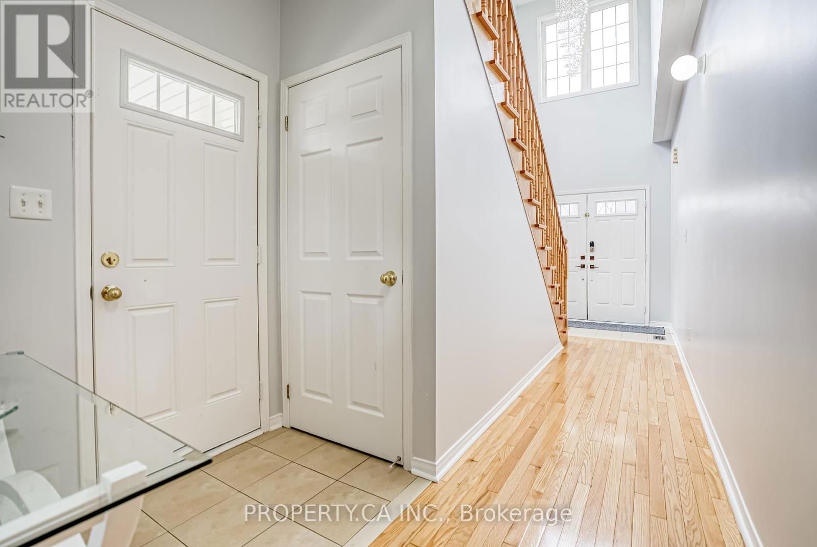 2 HORN STREET Image 9