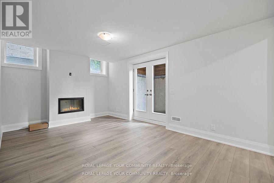 14 DEER PARK LANE Image 28