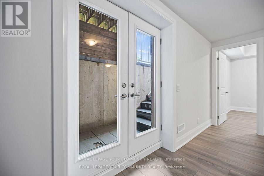 14 DEER PARK LANE Image 31