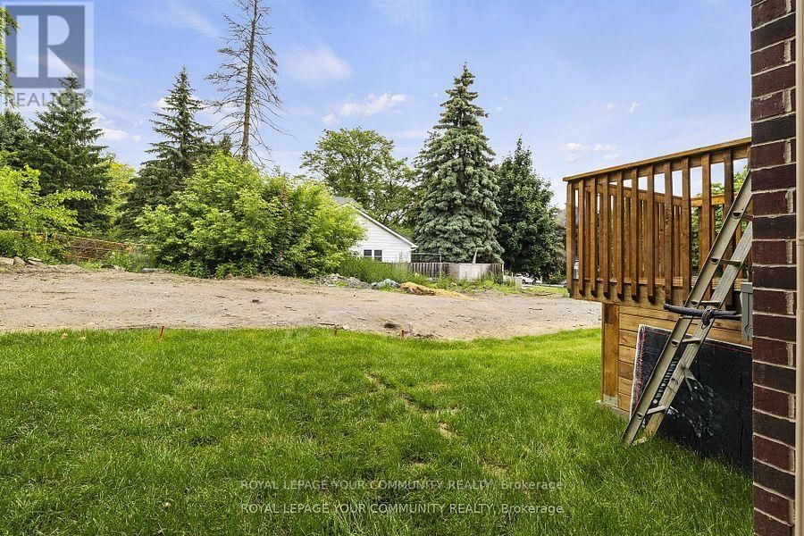14 DEER PARK LANE Image 33