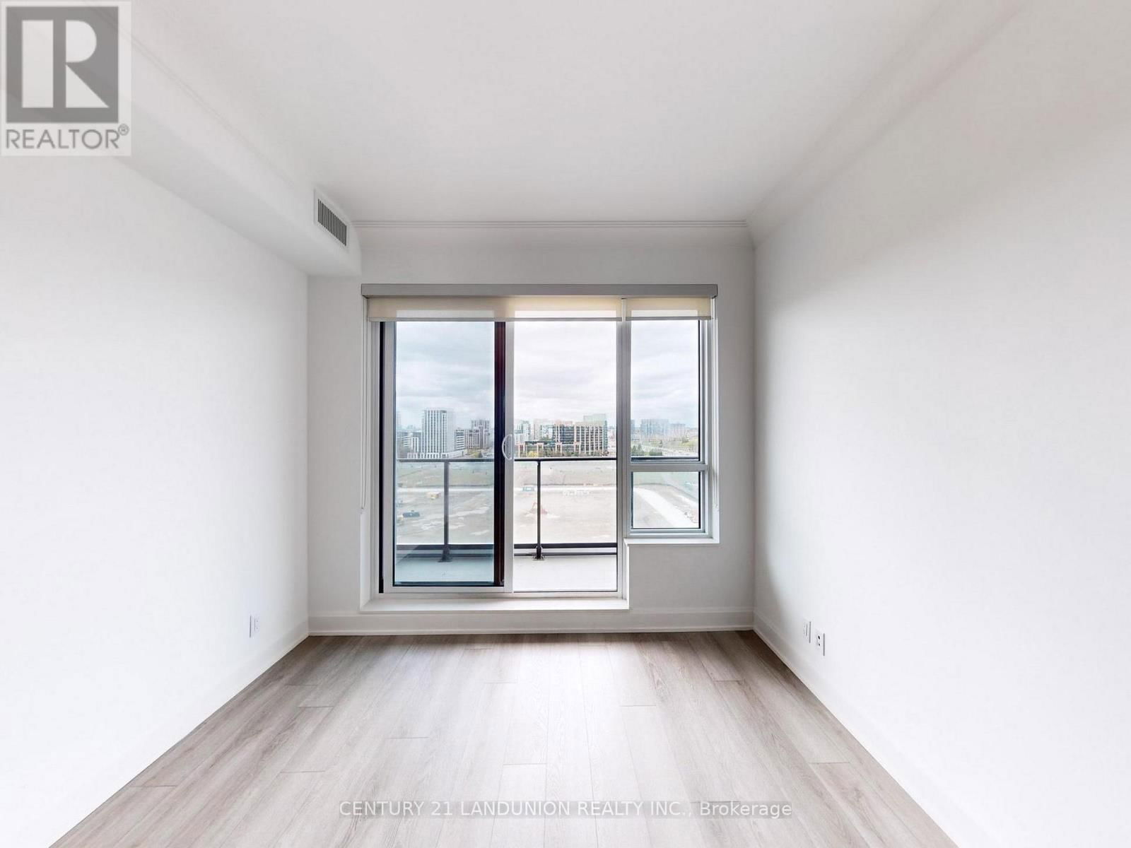 1507 - 8 WATER WALK DRIVE Image 17
