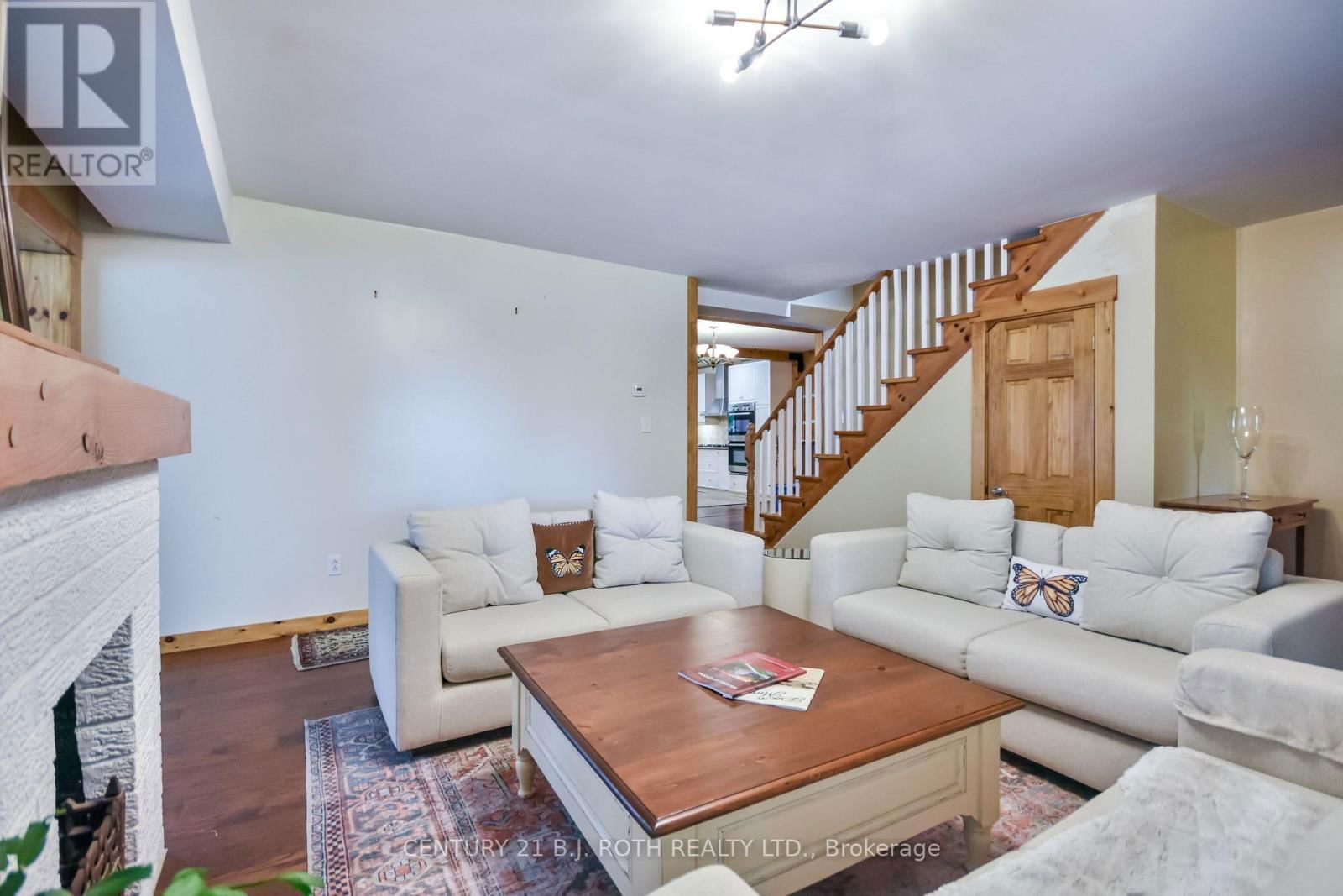 8726 9TH LINE Image 17