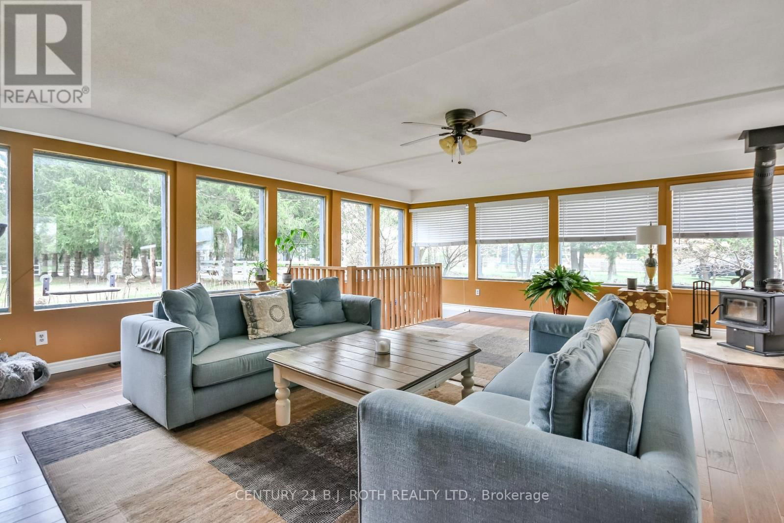 8726 9TH LINE Image 18