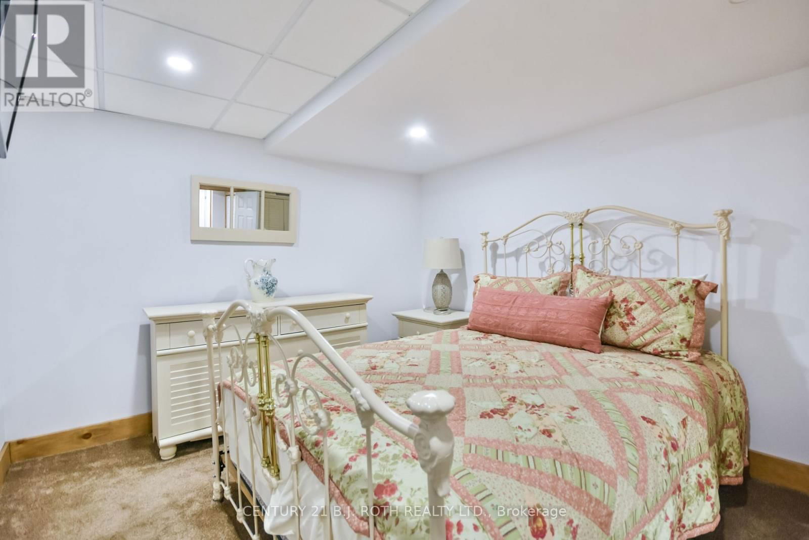 8726 9TH LINE Image 31