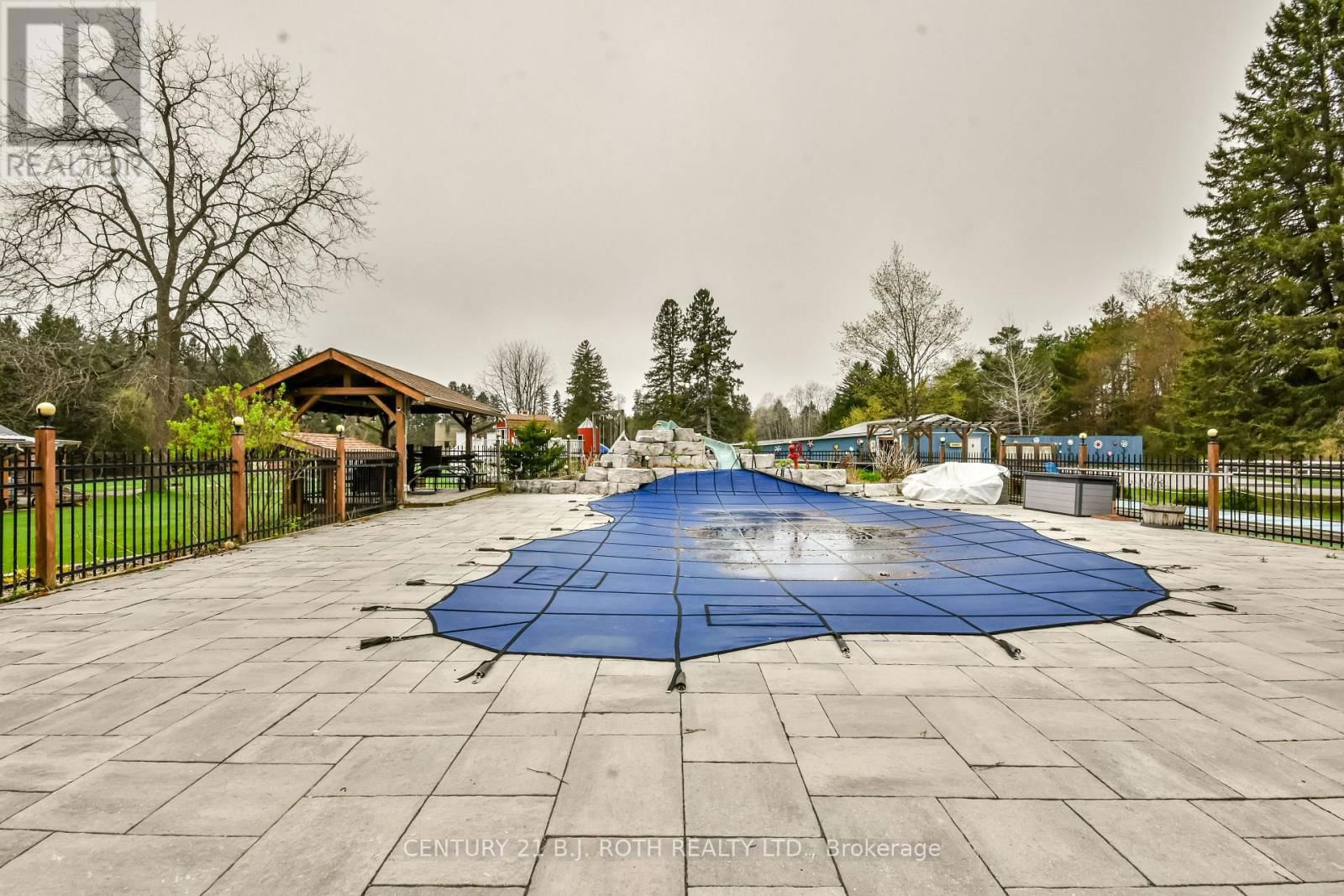 8726 9TH LINE Image 37
