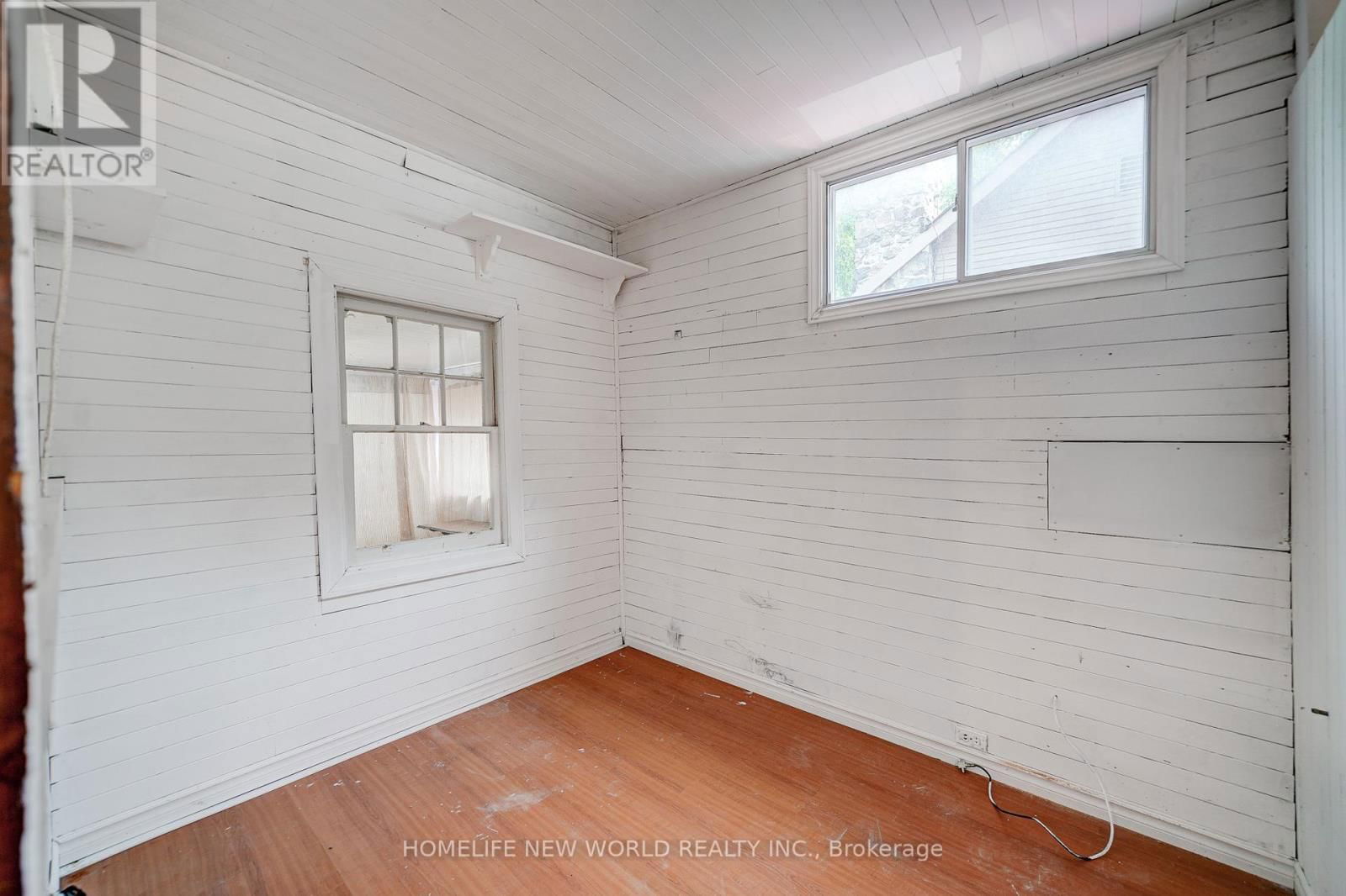 5741 LAKESHORE ROAD Image 19
