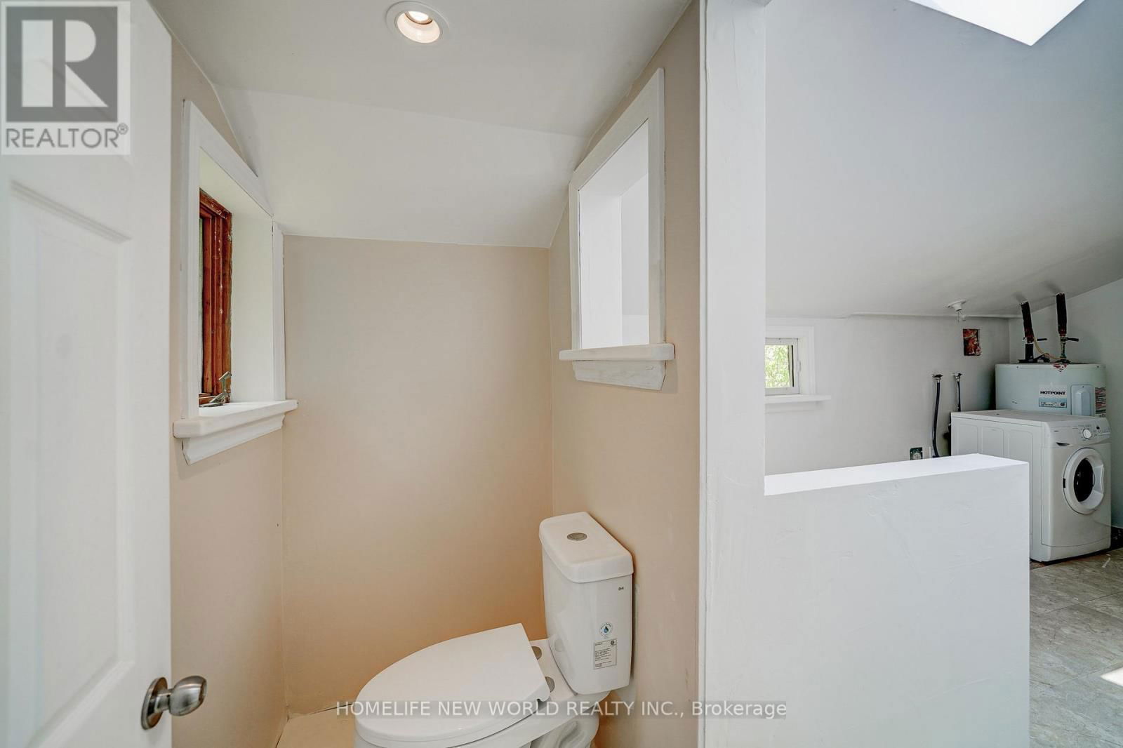 5741 LAKESHORE ROAD Image 28