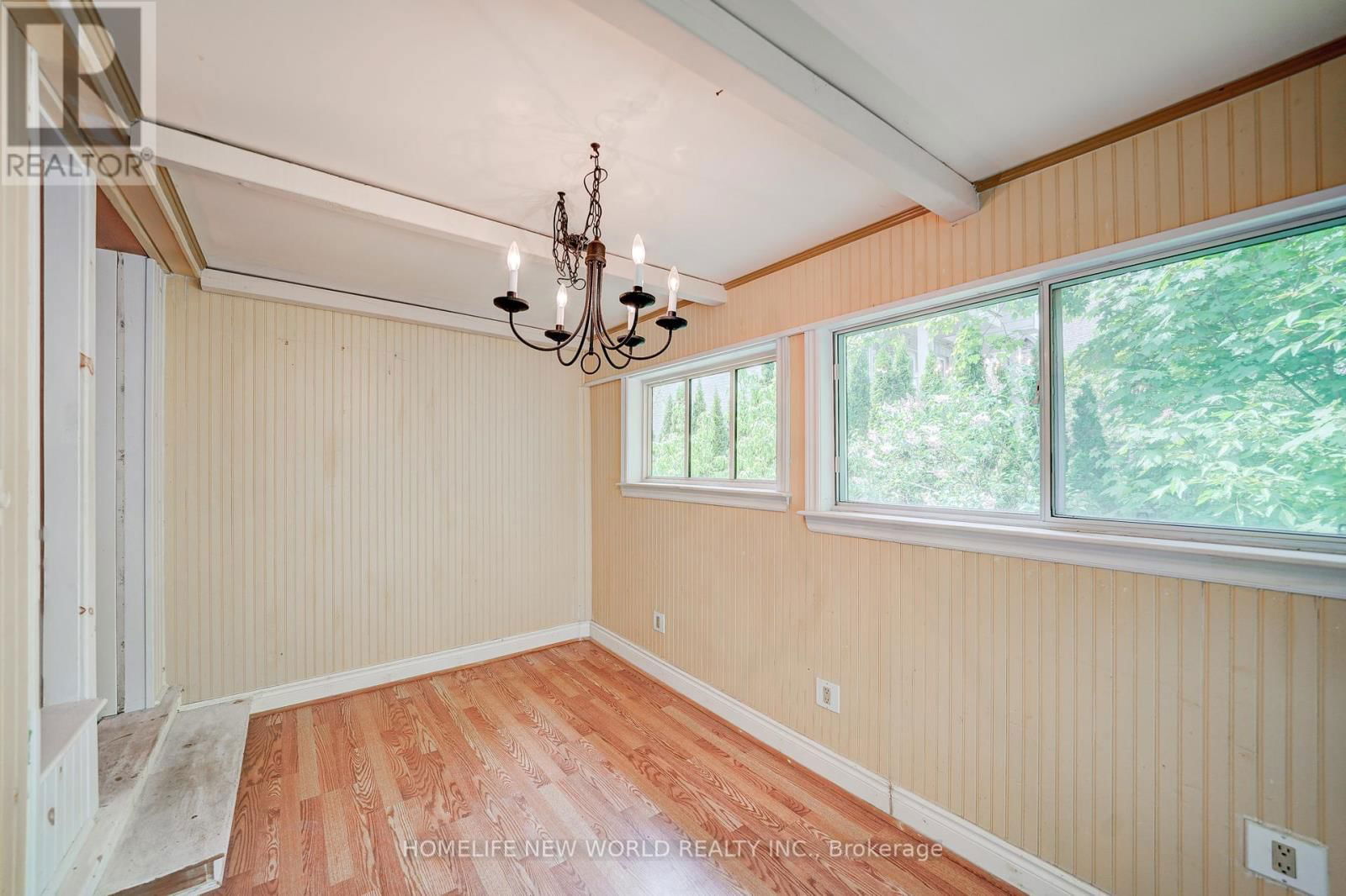 5741 LAKESHORE ROAD Image 33