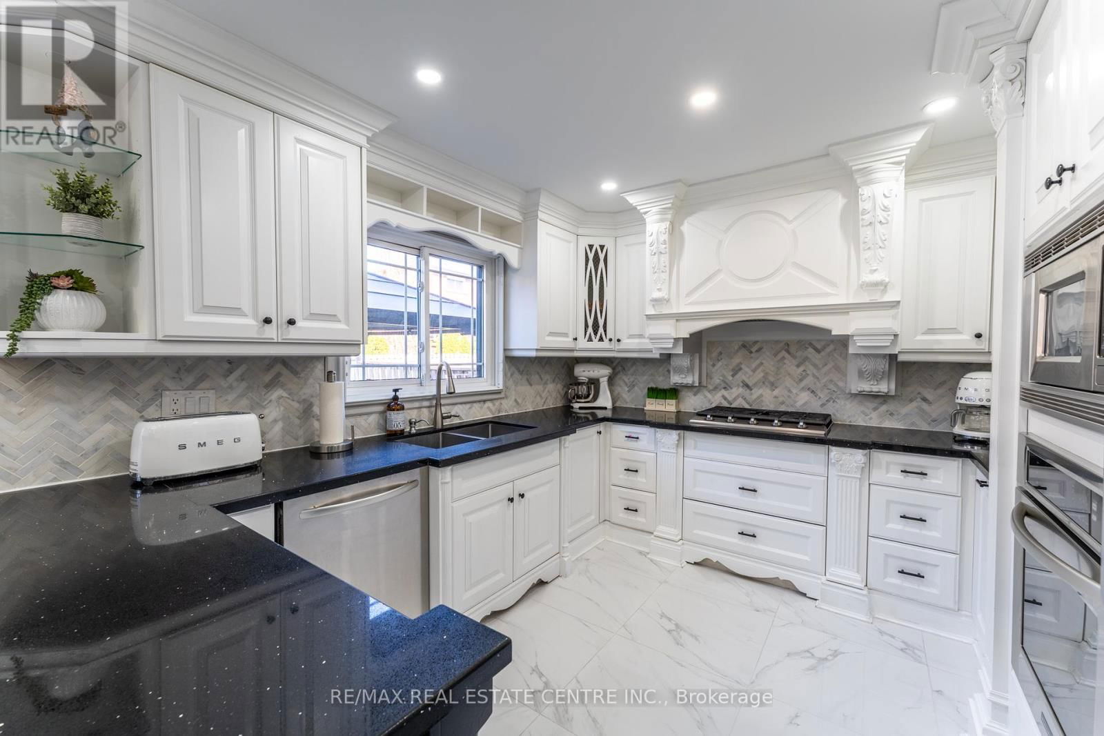 499 ABERDEEN AVENUE Image 16