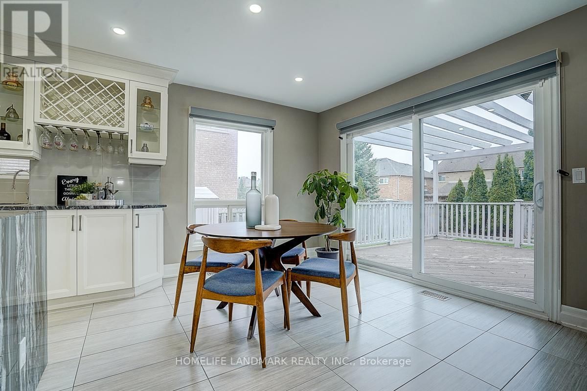74 WEBBER CRESCENT Image 11