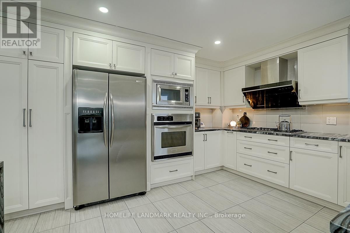 74 WEBBER CRESCENT Image 14