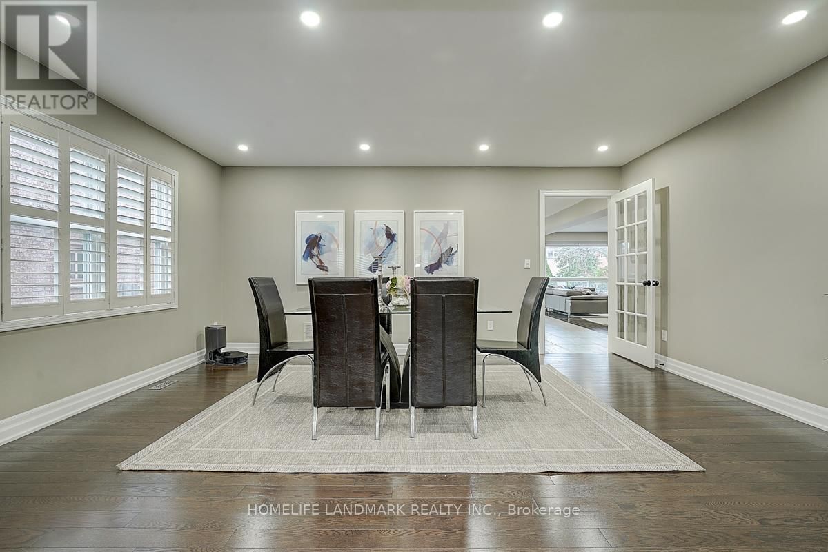 74 WEBBER CRESCENT Image 18