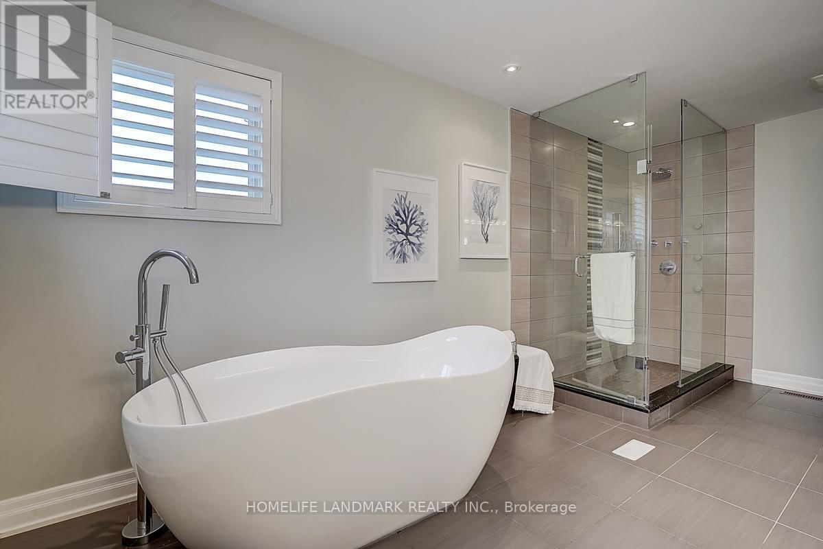 74 WEBBER CRESCENT Image 33