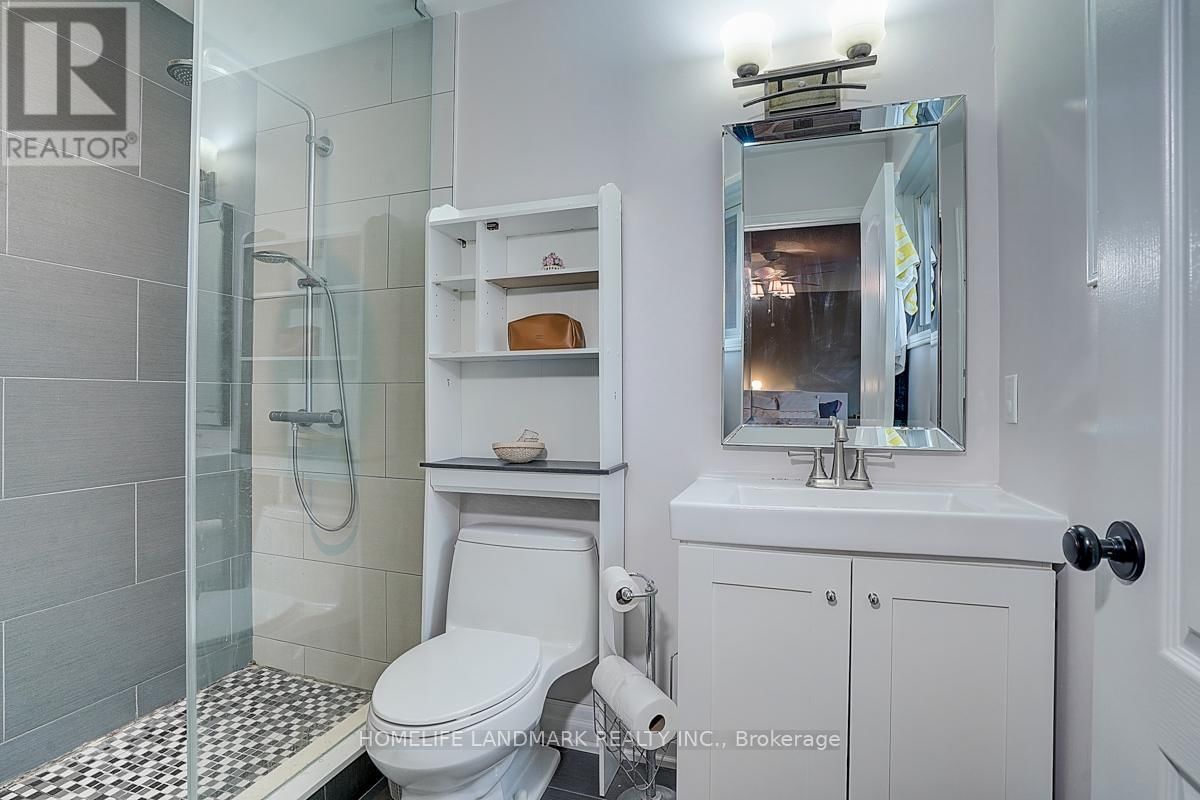 74 WEBBER CRESCENT Image 37
