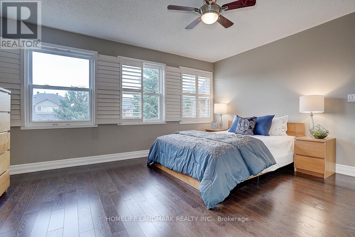 74 WEBBER CRESCENT Image 39