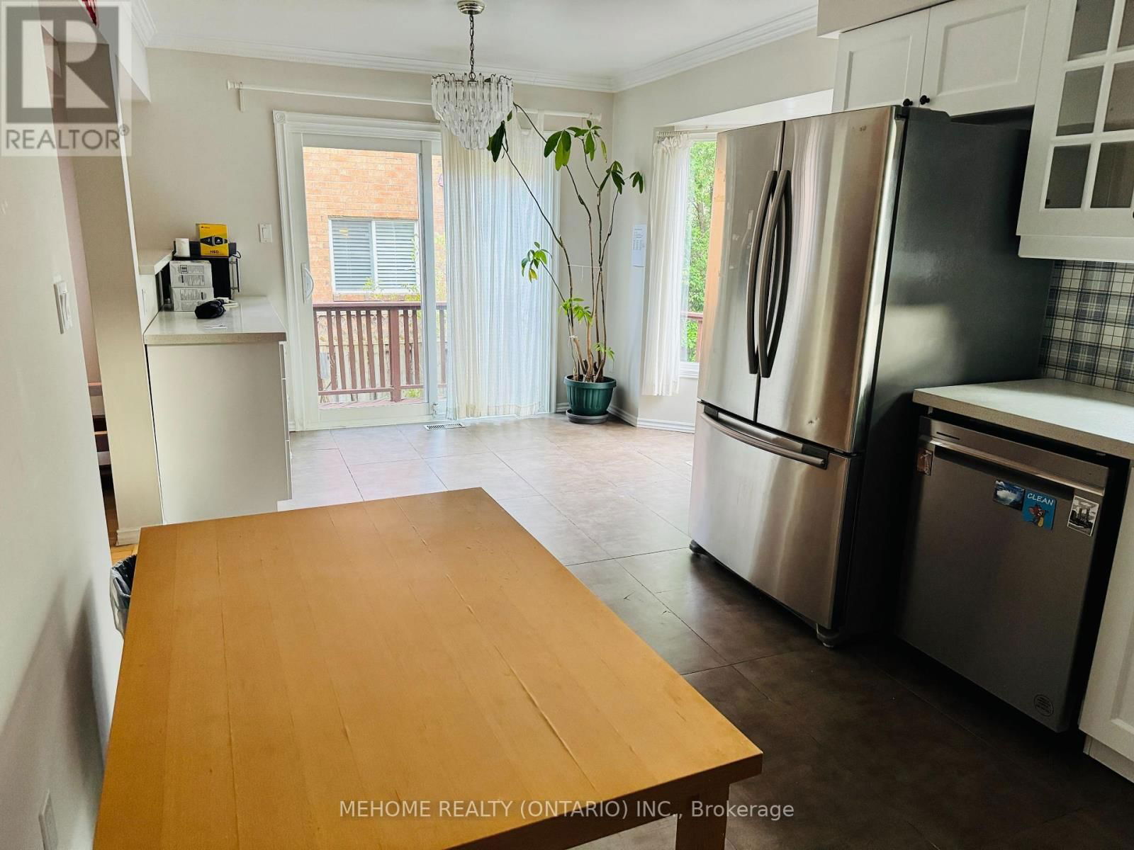 46 CRANLEIGH DRIVE Image 13