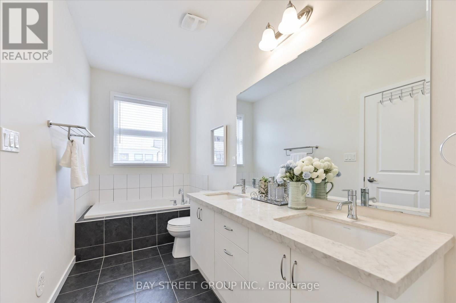 36 ARMILLO PLACE Image 22