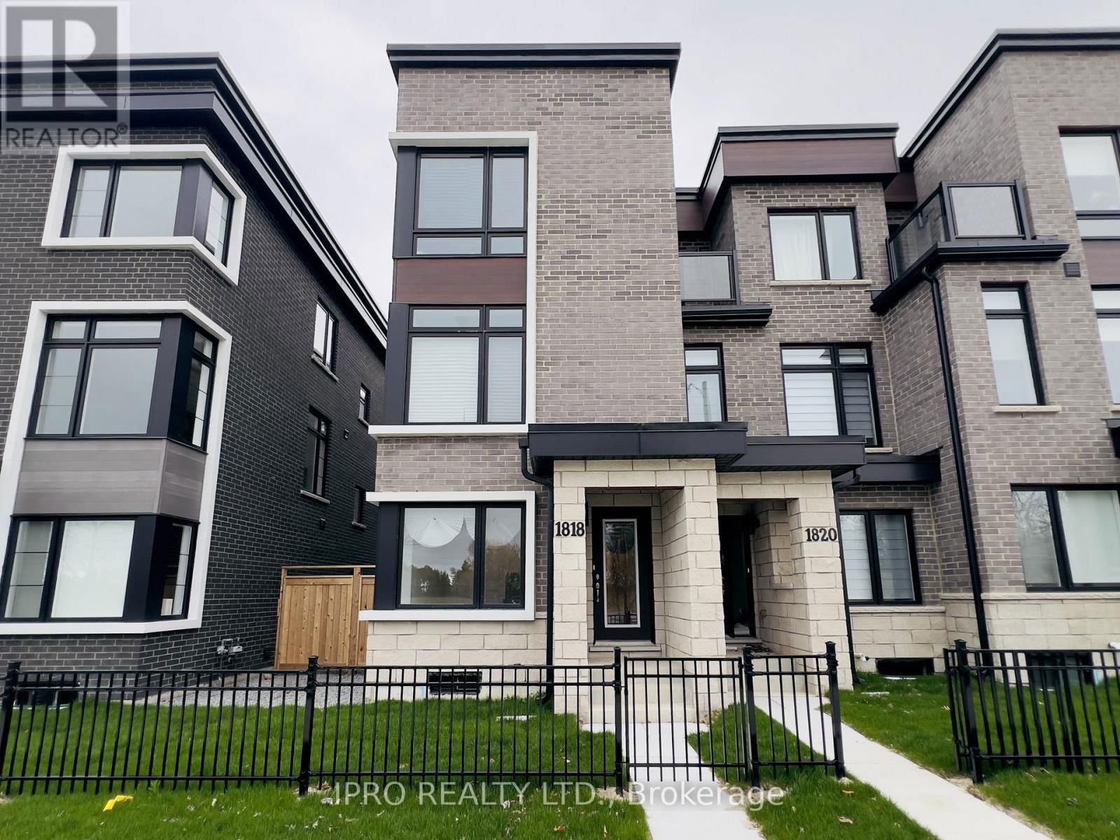 1818 DONALD COUSENS PARKWAY Image 2