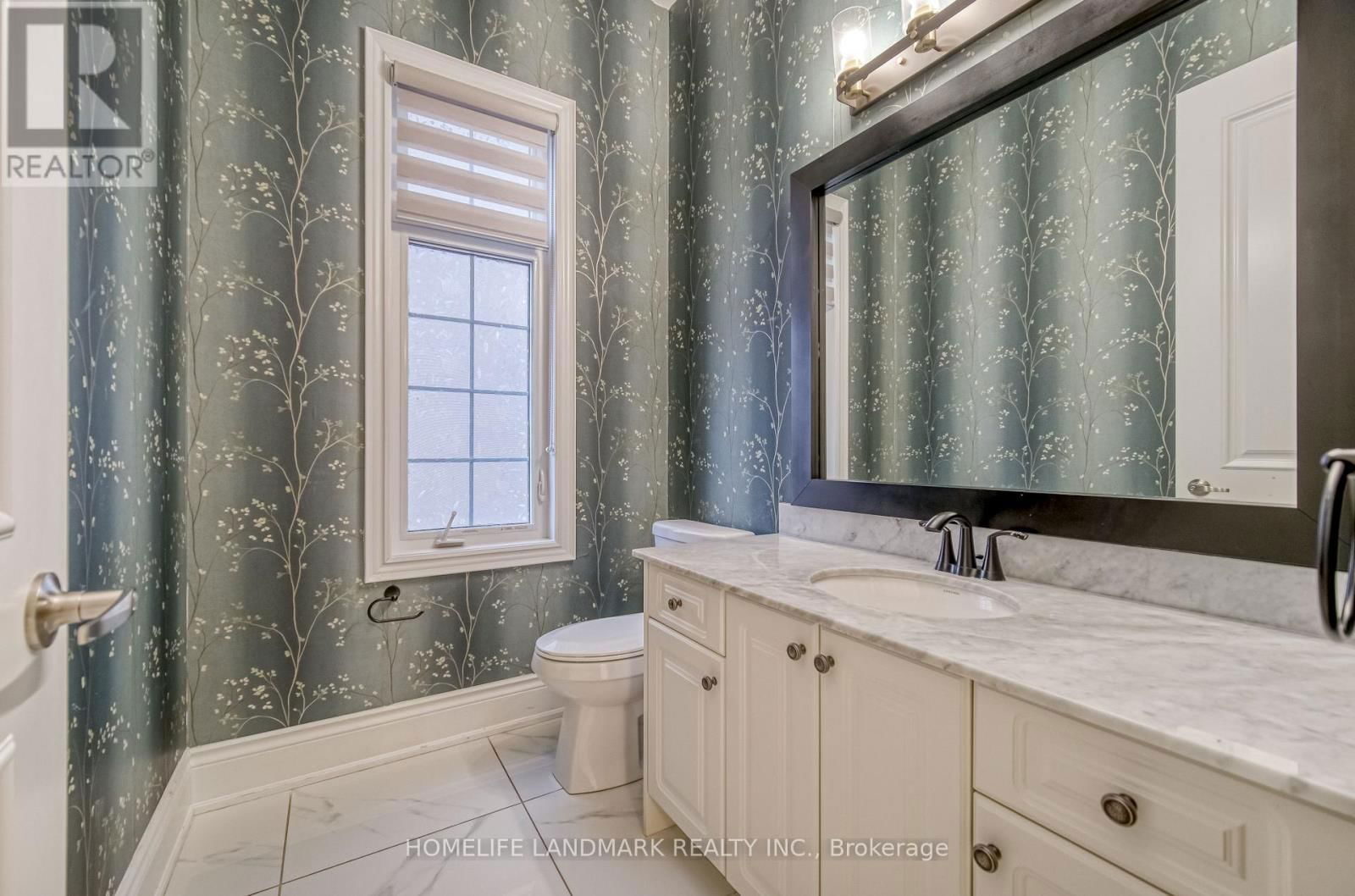 156 HURST AVENUE Image 15