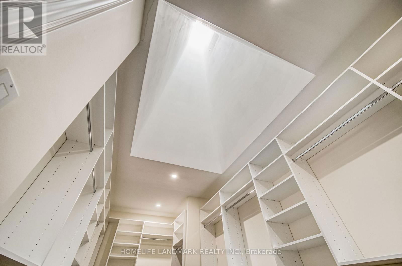 156 HURST AVENUE Image 21