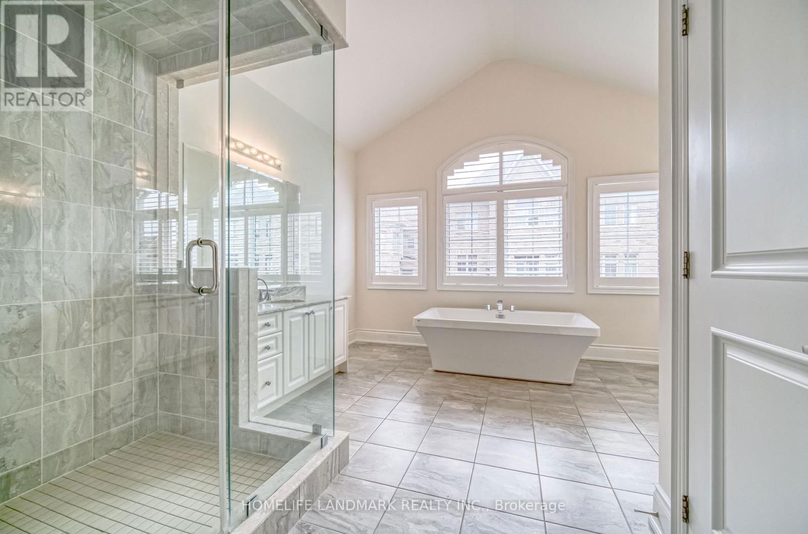 156 HURST AVENUE Image 24
