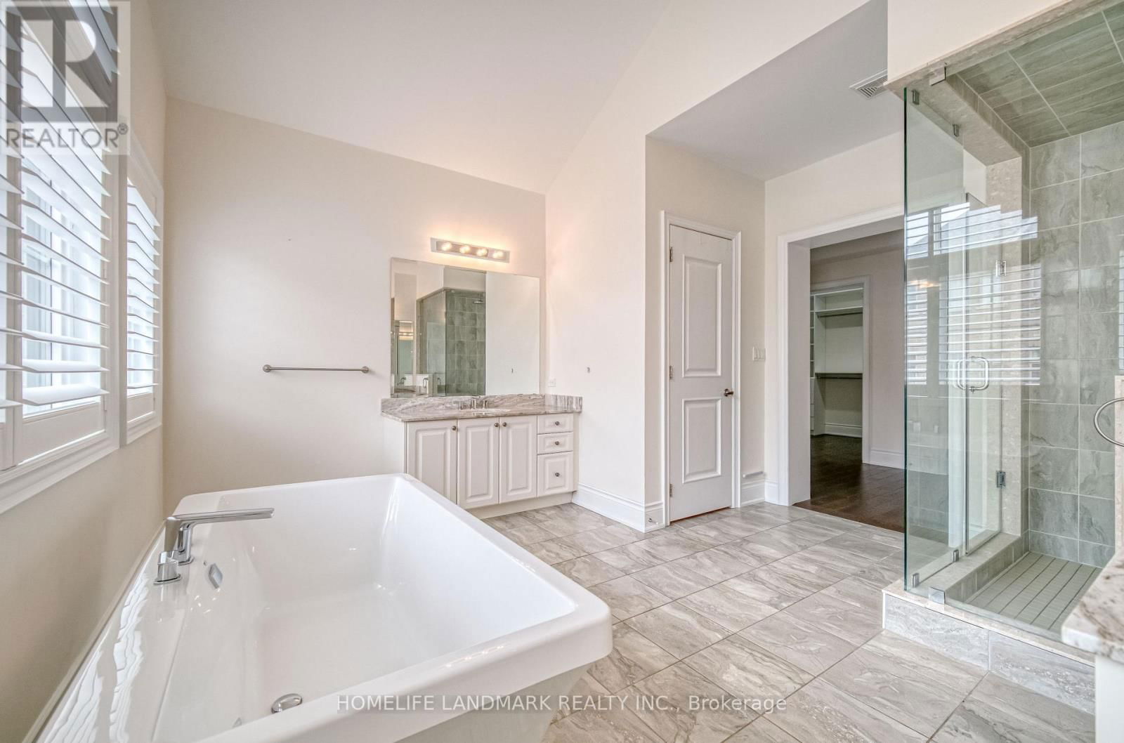 156 HURST AVENUE Image 25