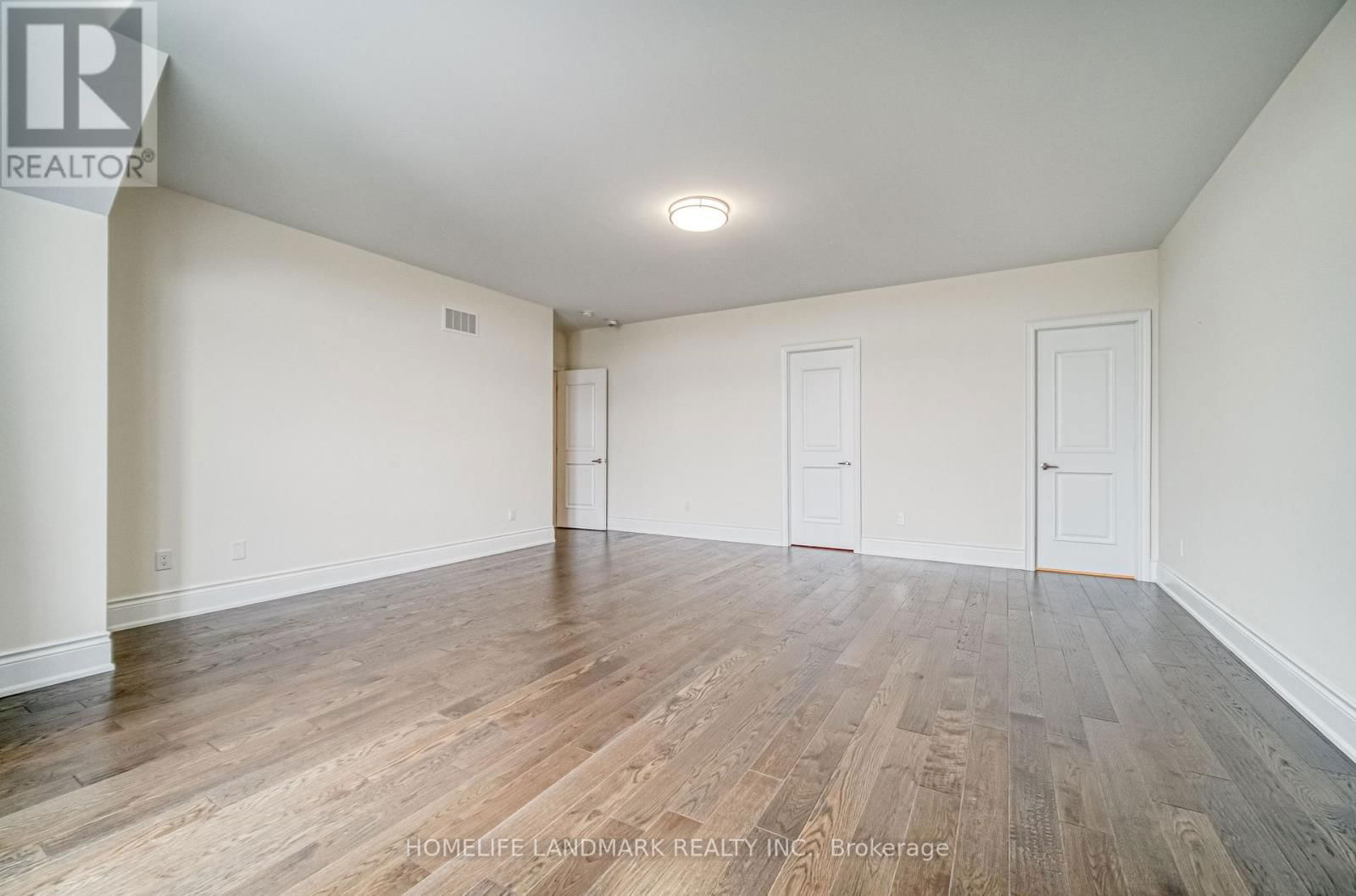 156 HURST AVENUE Image 36
