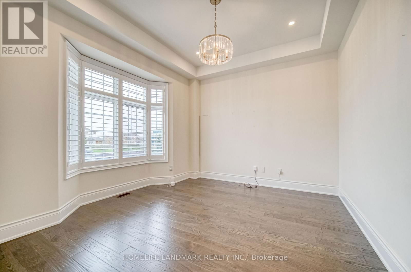 156 HURST AVENUE Image 4