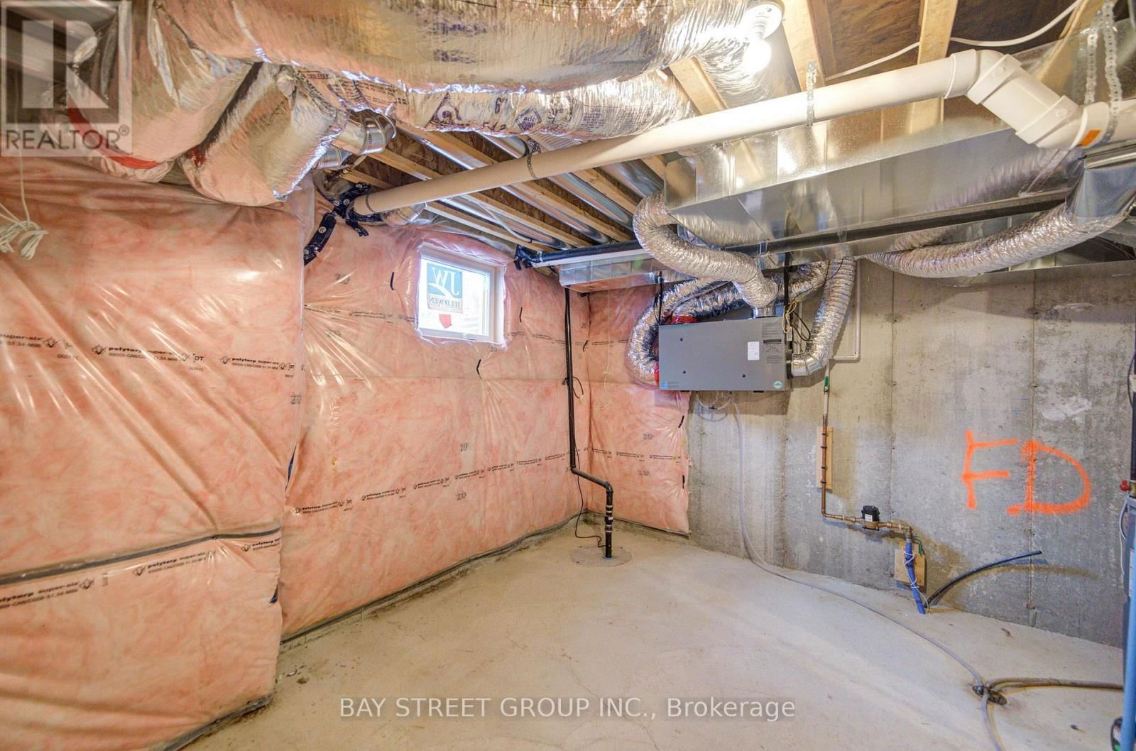6859 MAIN STREET Image 31