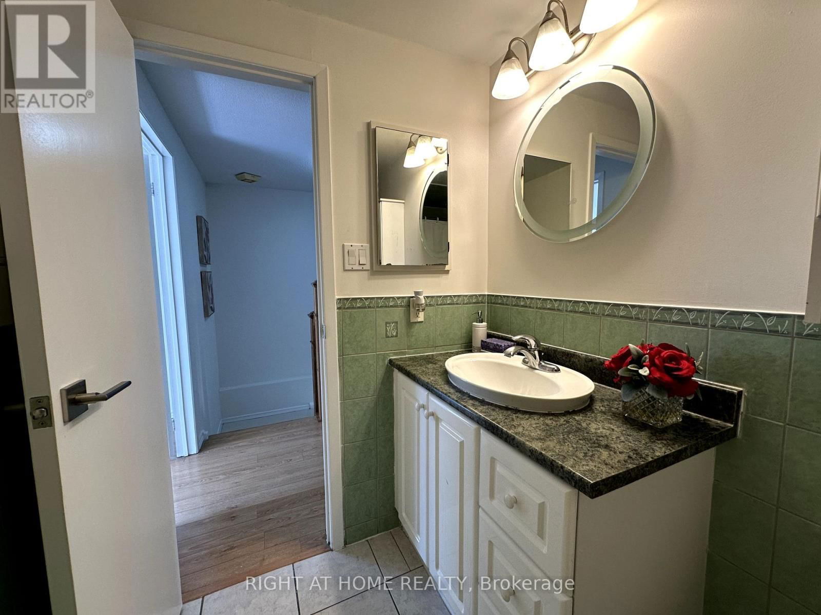 63 SPYGLASS HILL ROAD Image 23