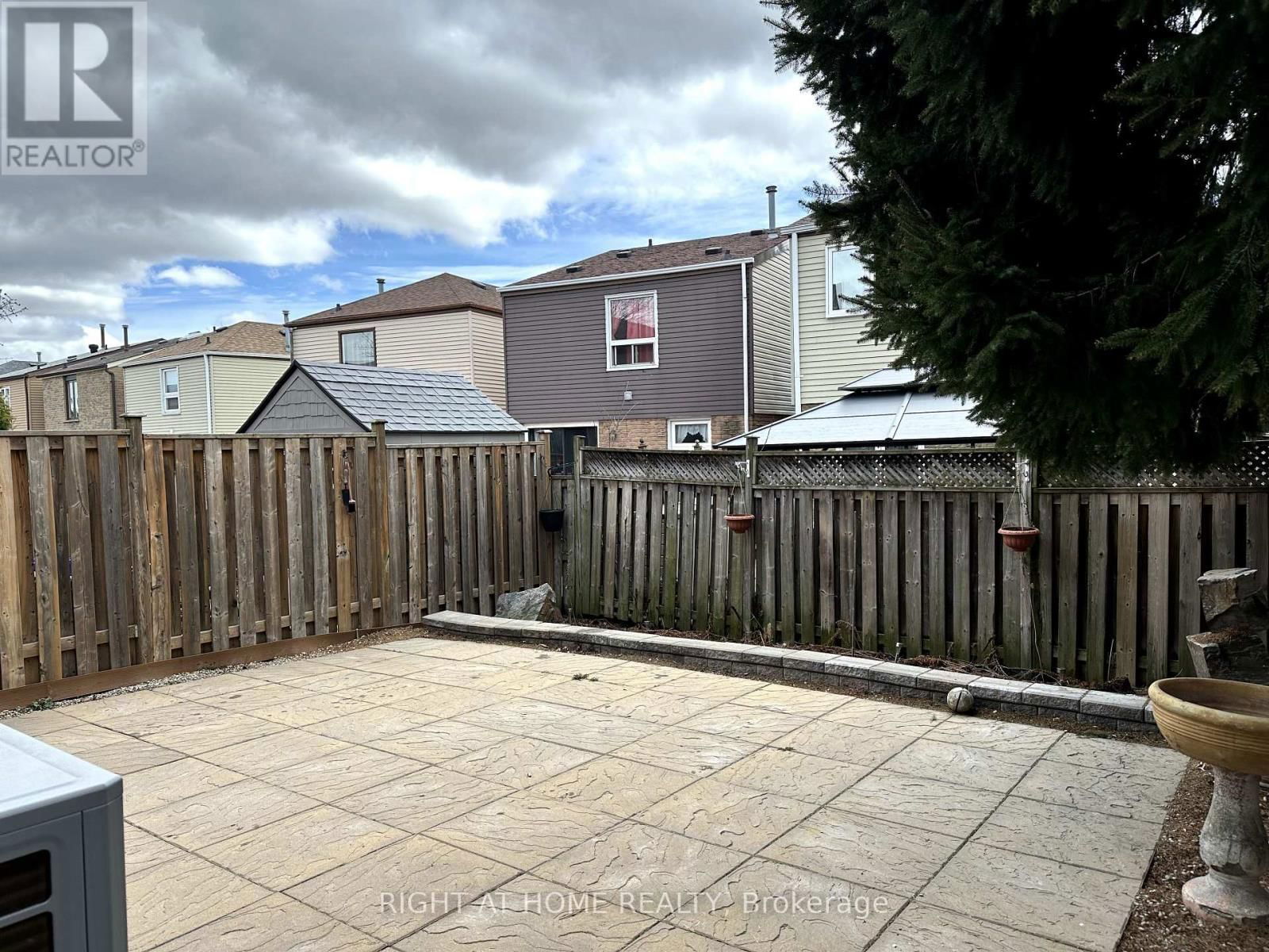 63 SPYGLASS HILL ROAD Image 30