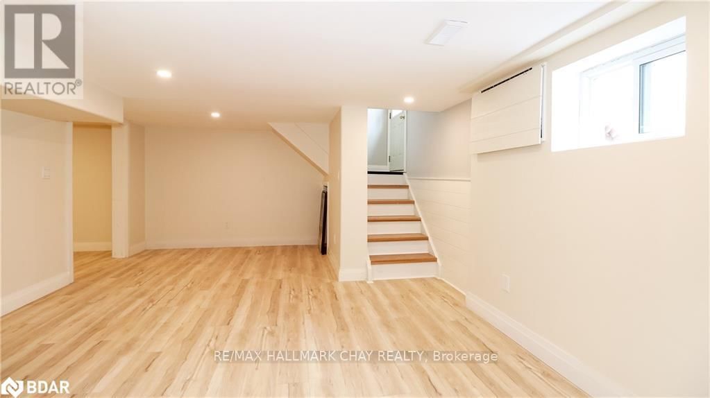 255 CALFORD STREET Image 23