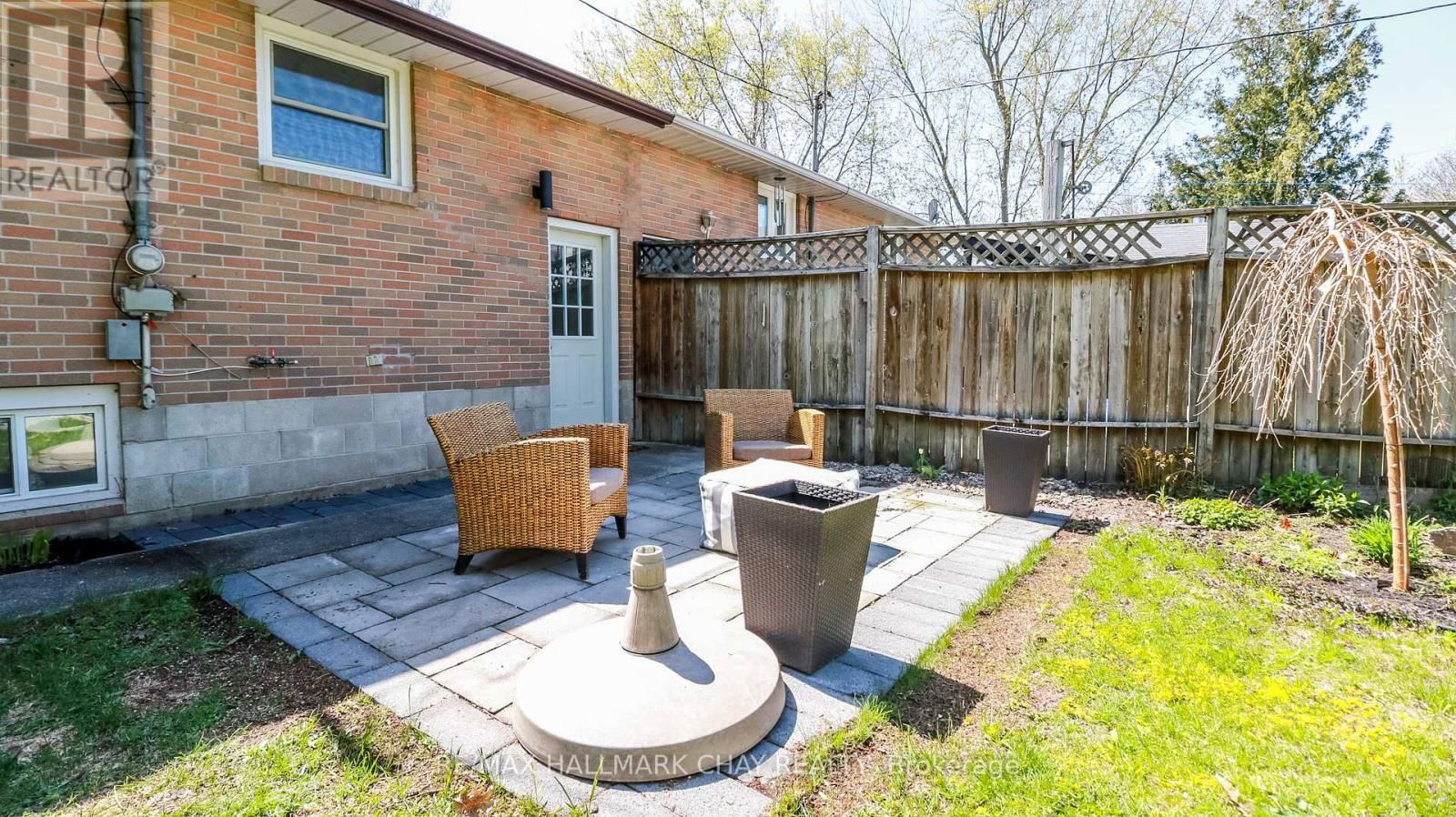 255 CALFORD STREET Image 39