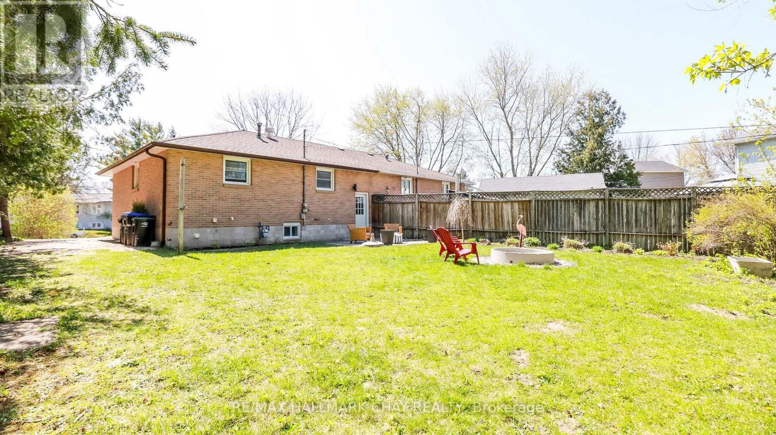 255 CALFORD STREET Image 43