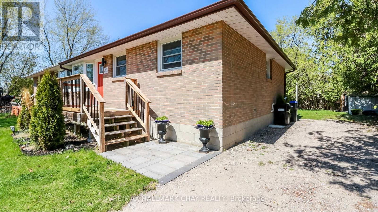 255 CALFORD STREET Image 45