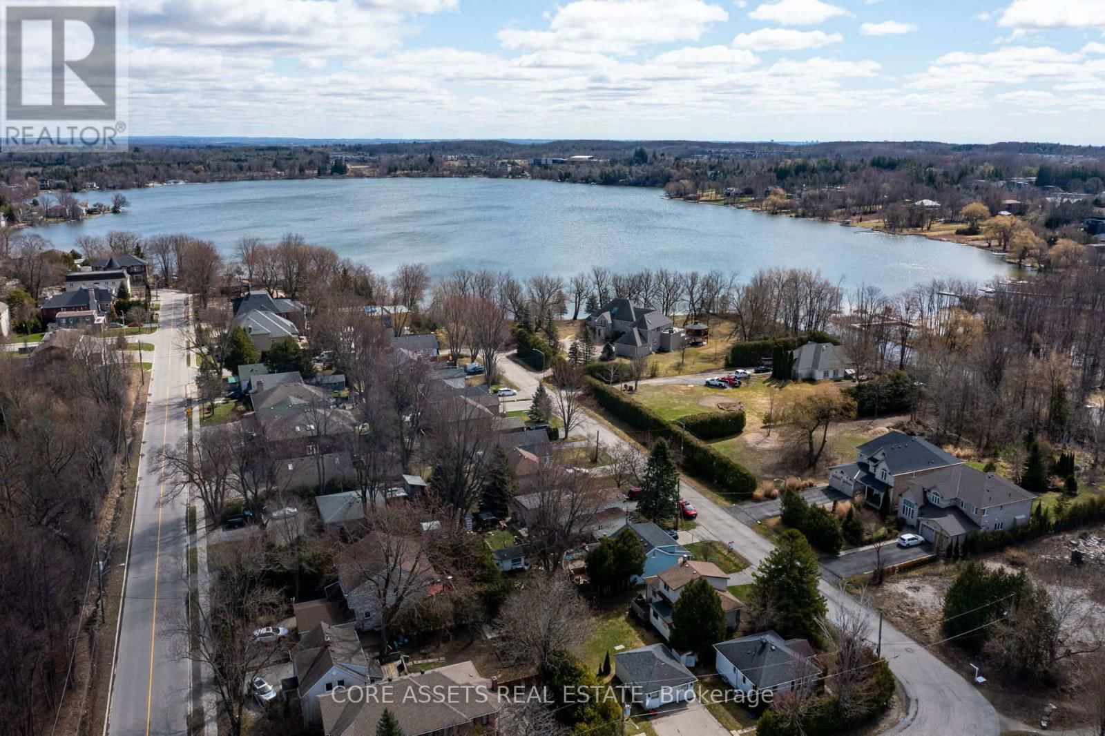 36 SYLVAN CRESCENT Image 1