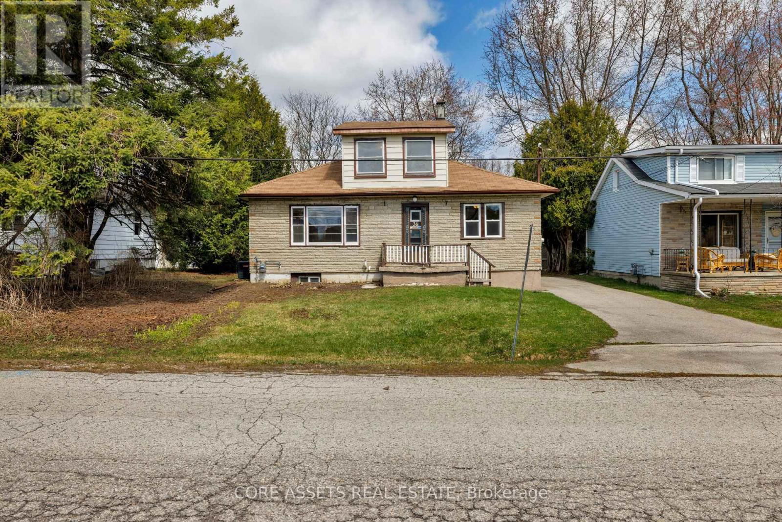 36 SYLVAN CRESCENT Image 5