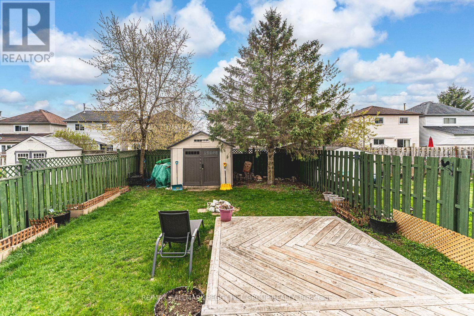 8 CORRIE CRESCENT Image 11