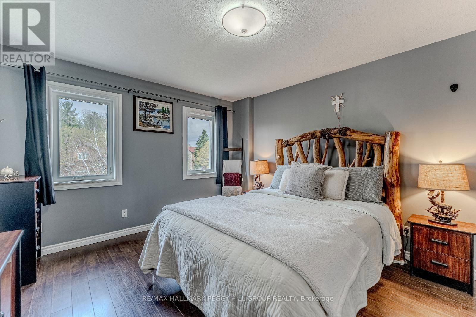 8 CORRIE CRESCENT Image 7