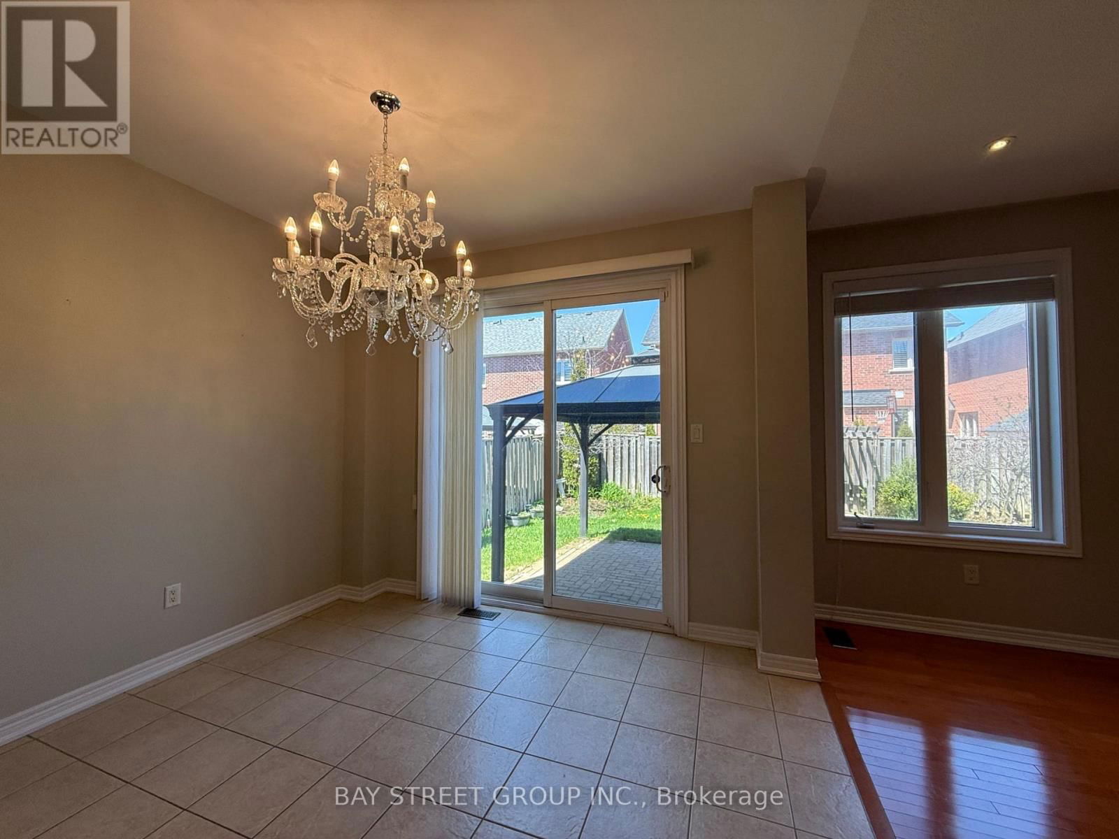12 PEXTON AVENUE Image 10