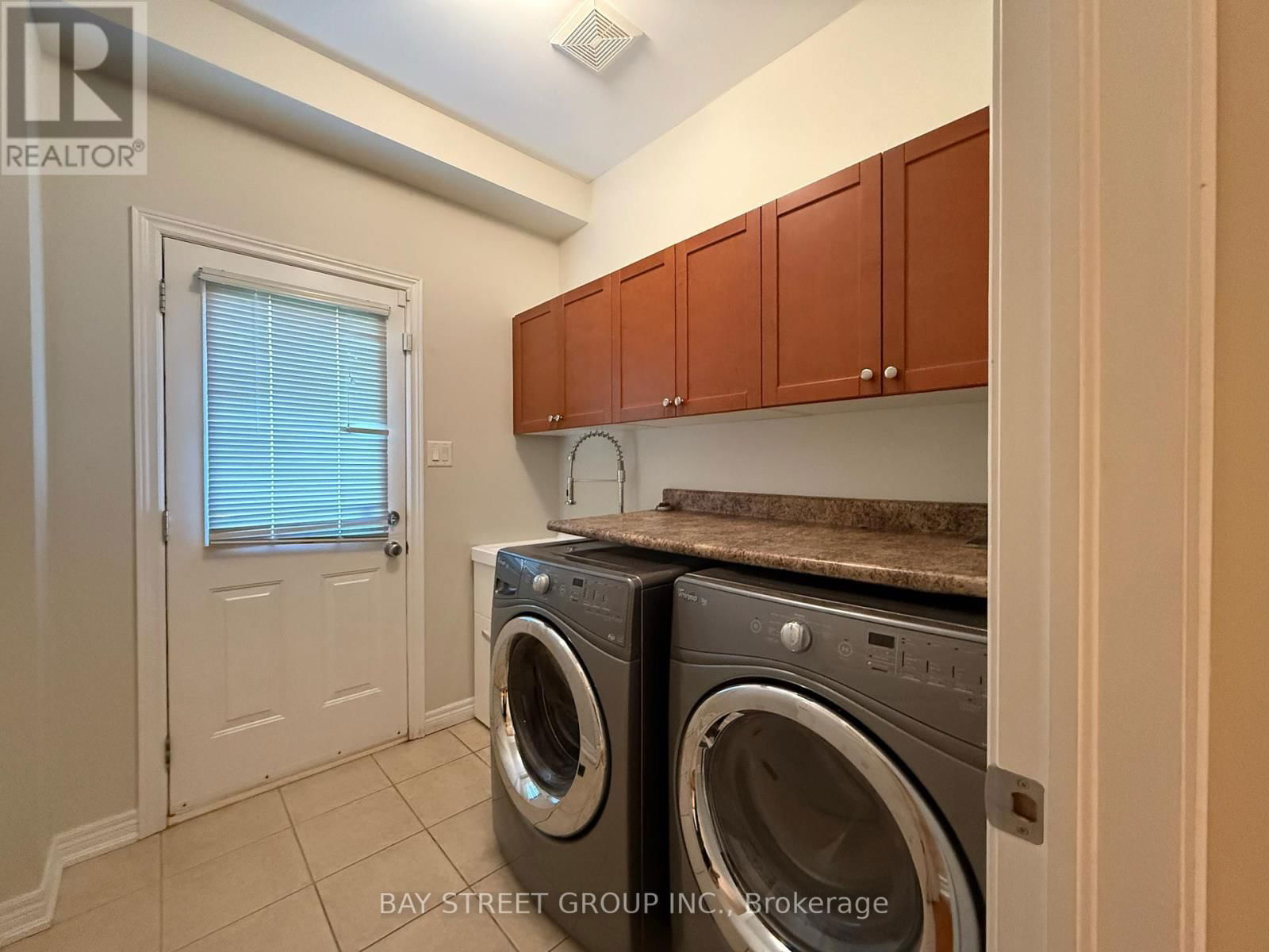 12 PEXTON AVENUE Image 12