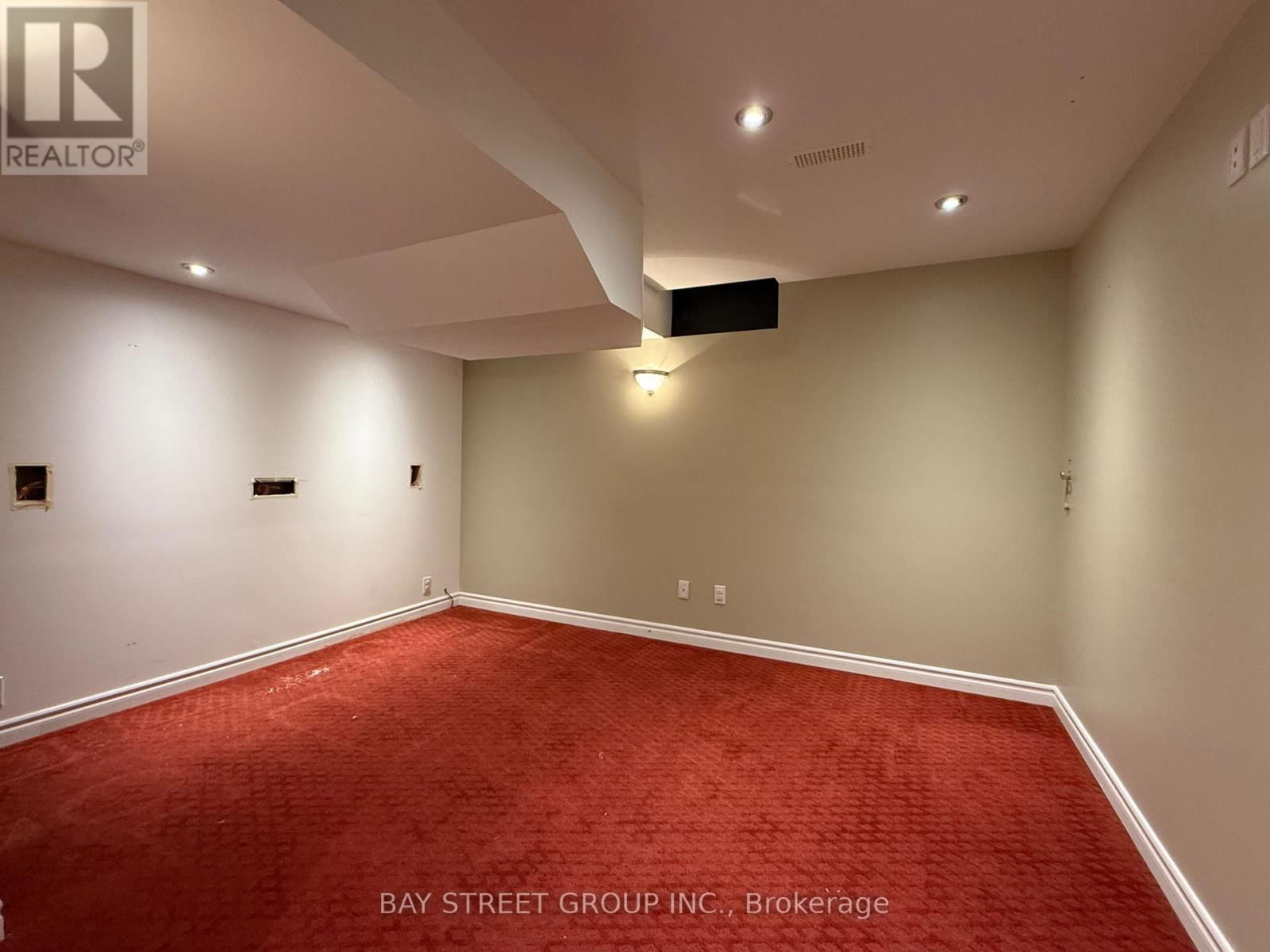 12 PEXTON AVENUE Image 40