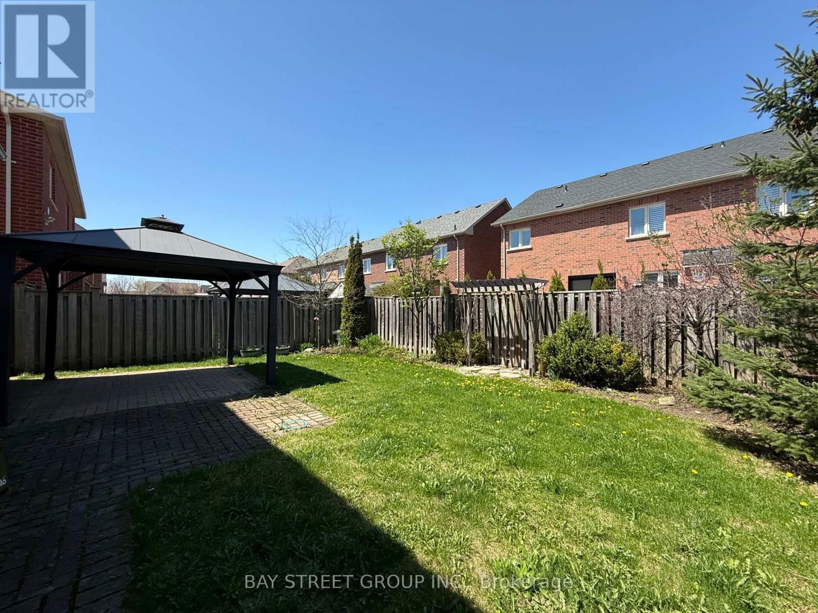 12 PEXTON AVENUE Image 45