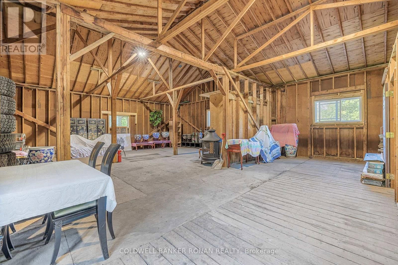 1370 CONCESSION RD 8 Image 38