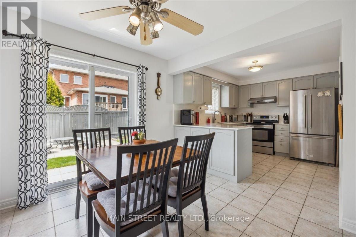 9 SILVERSTONE CRESCENT Image 6