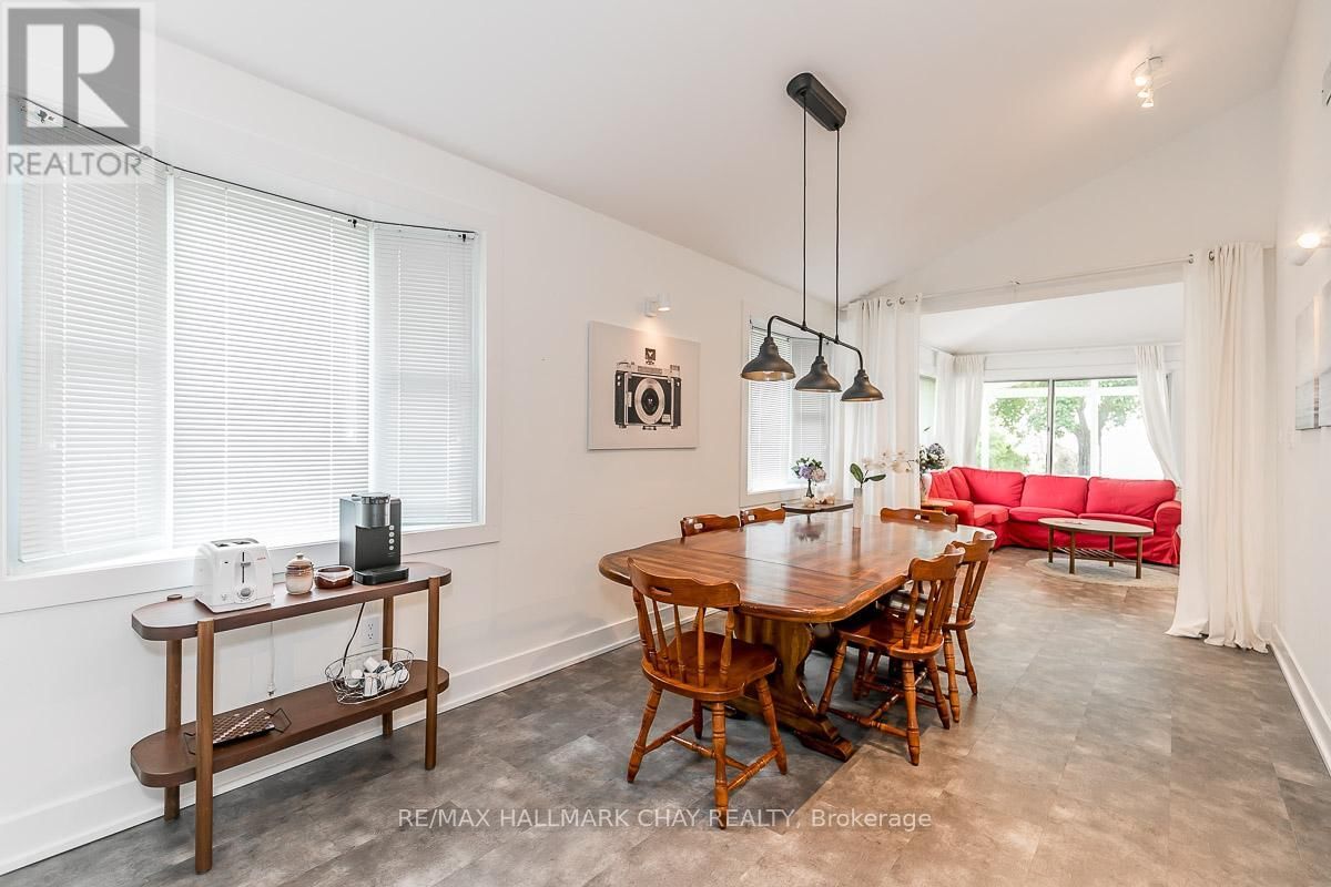 1283 MAPLE ROAD Image 12