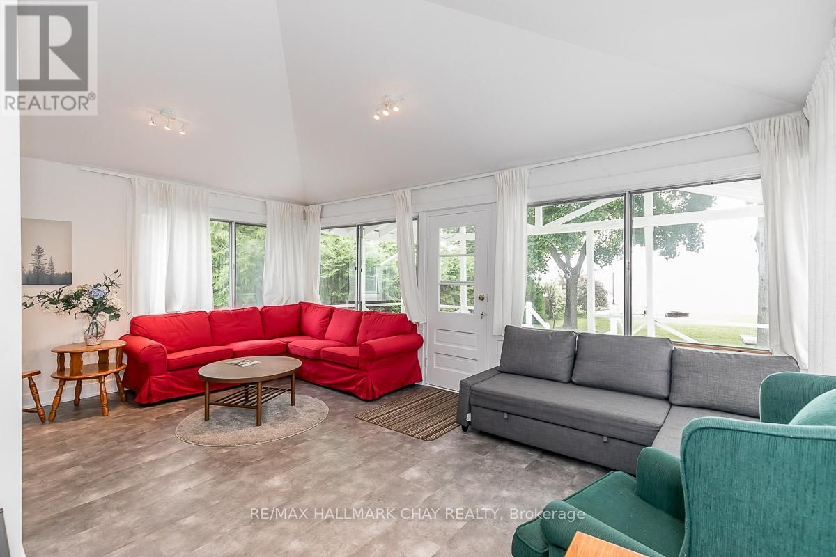 1283 MAPLE ROAD Image 14