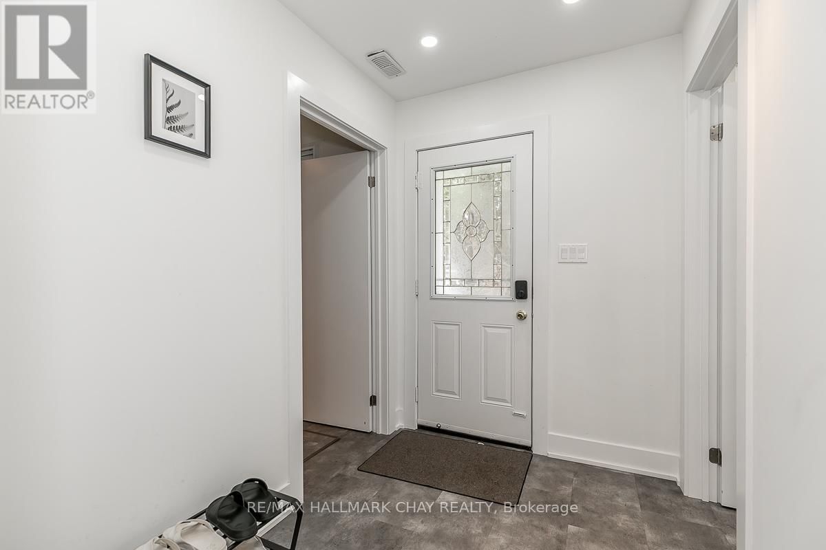 1283 MAPLE ROAD Image 8